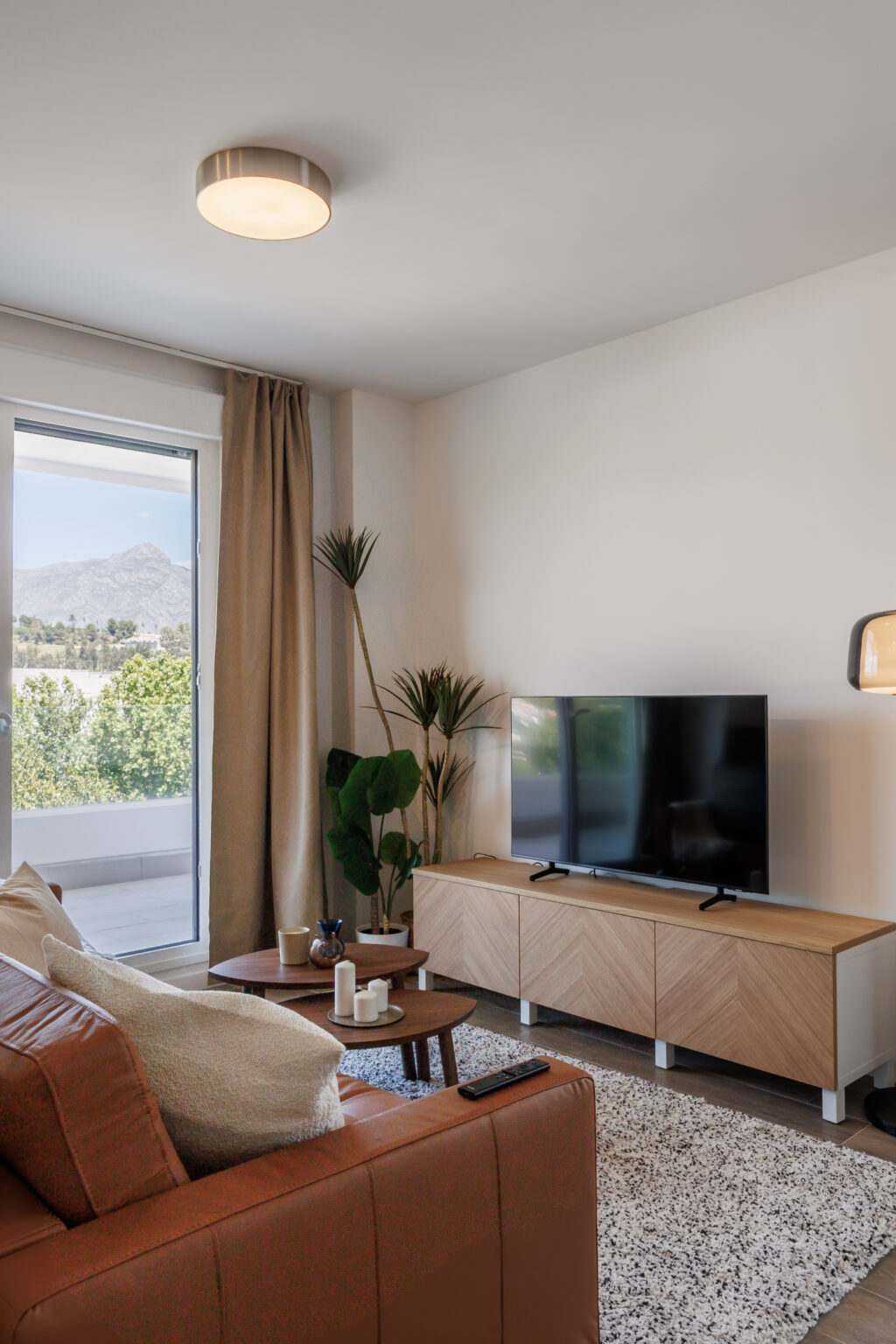 Parking bajo solicitud en apartamentos vacacionales de Marbella